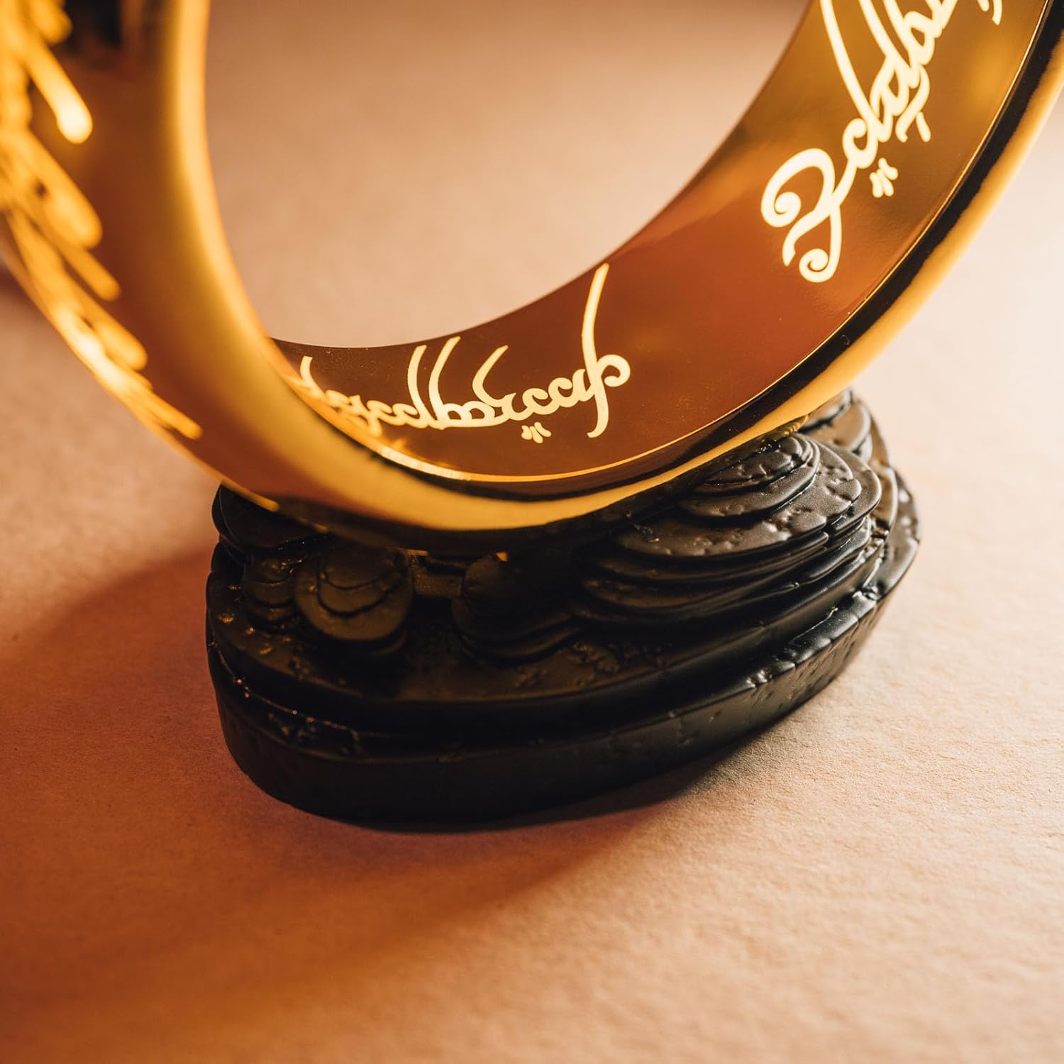 Grupo Erik LED Lampe Der Herr der Ringe LED Licht Deko - Stimmungslicht Schreibtisch - Nachttischlampe Kinder und Erwachsene Zubehör - Der Herr der Ringe Der Macht Merch Geschenke Fanartikel